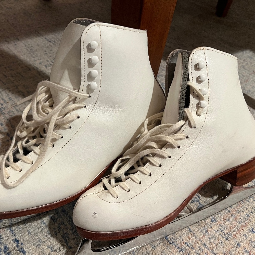 Reidell Silver Star Figure Skates Size 8